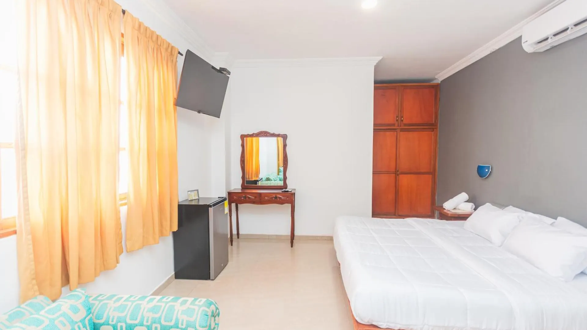 Hotel Baluarte Coast Cartagena