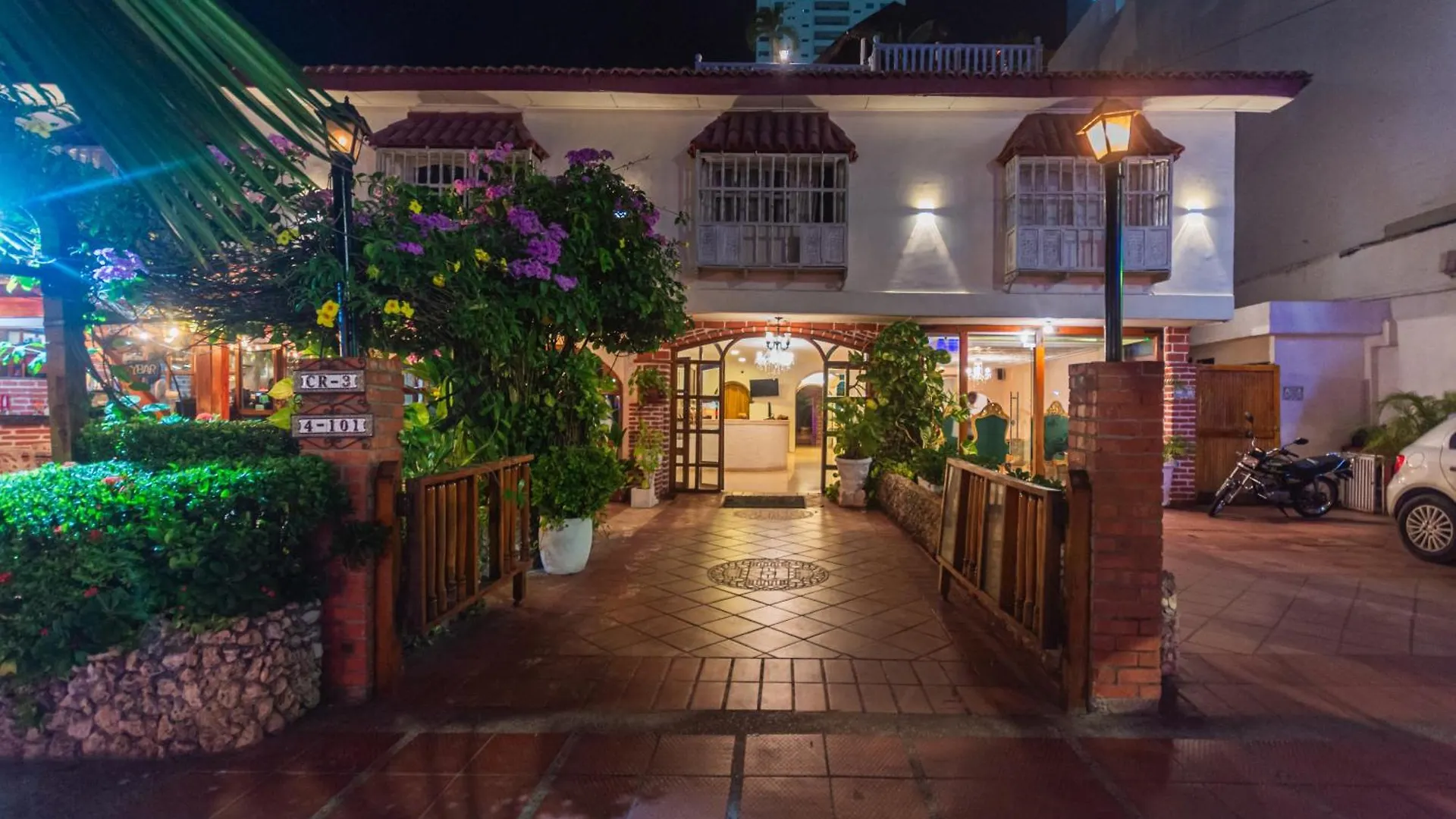 Hotel Baluarte Coast Cartagena 3*,