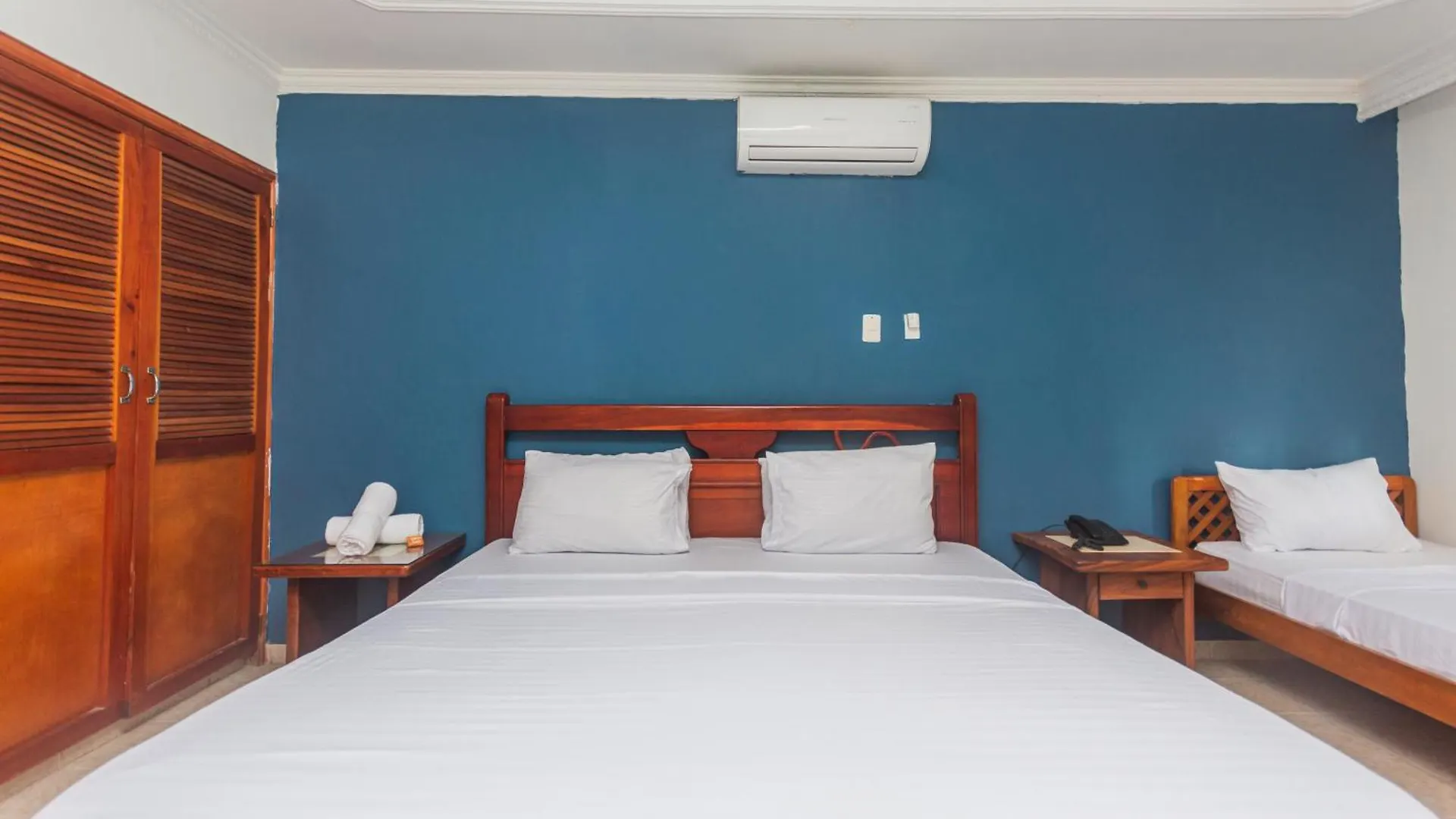 ***  Hotel Baluarte Coast Cartagena Colombia