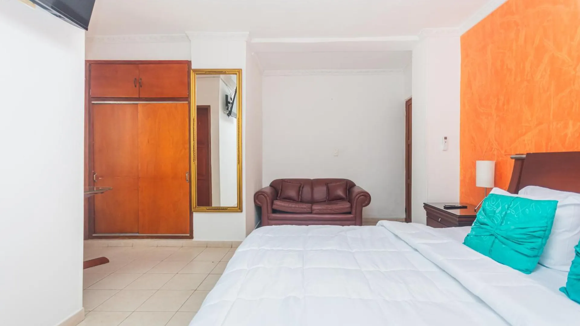 Hotel Baluarte Coast Cartagena 3*,  Colombia