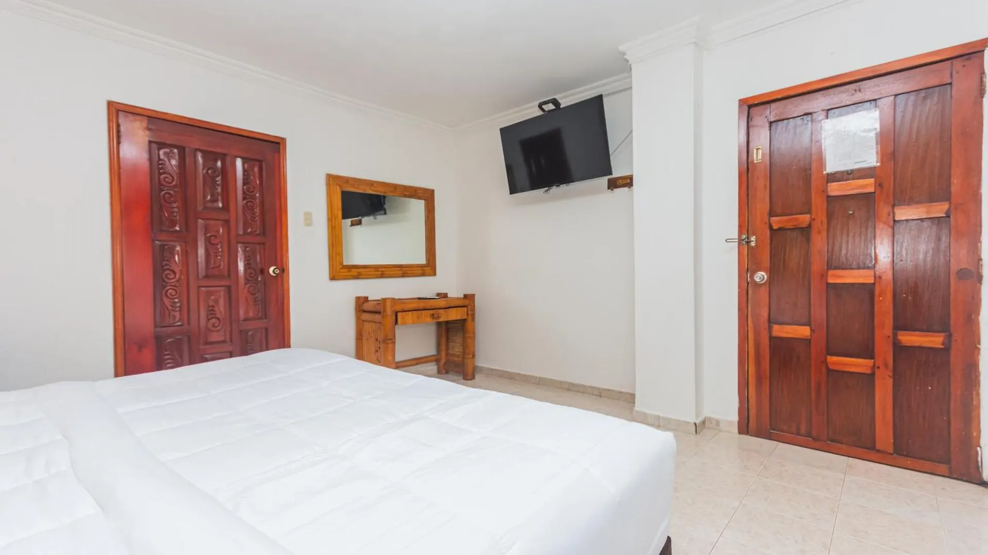 Hotel Baluarte Coast Cartagena 3*,  Colombia
